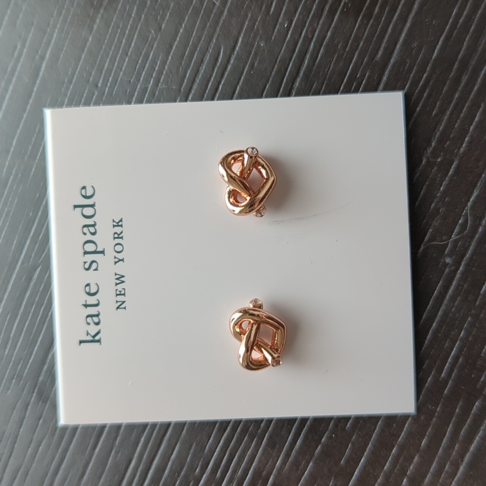 Kate Spade loves me knots earrings - Picture 2 of 2
